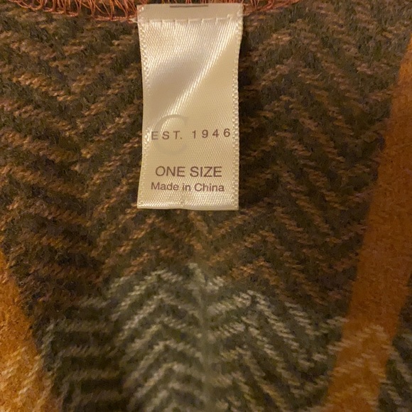 Wrap/Shawl Coat NWOT - Picture 3 of 3